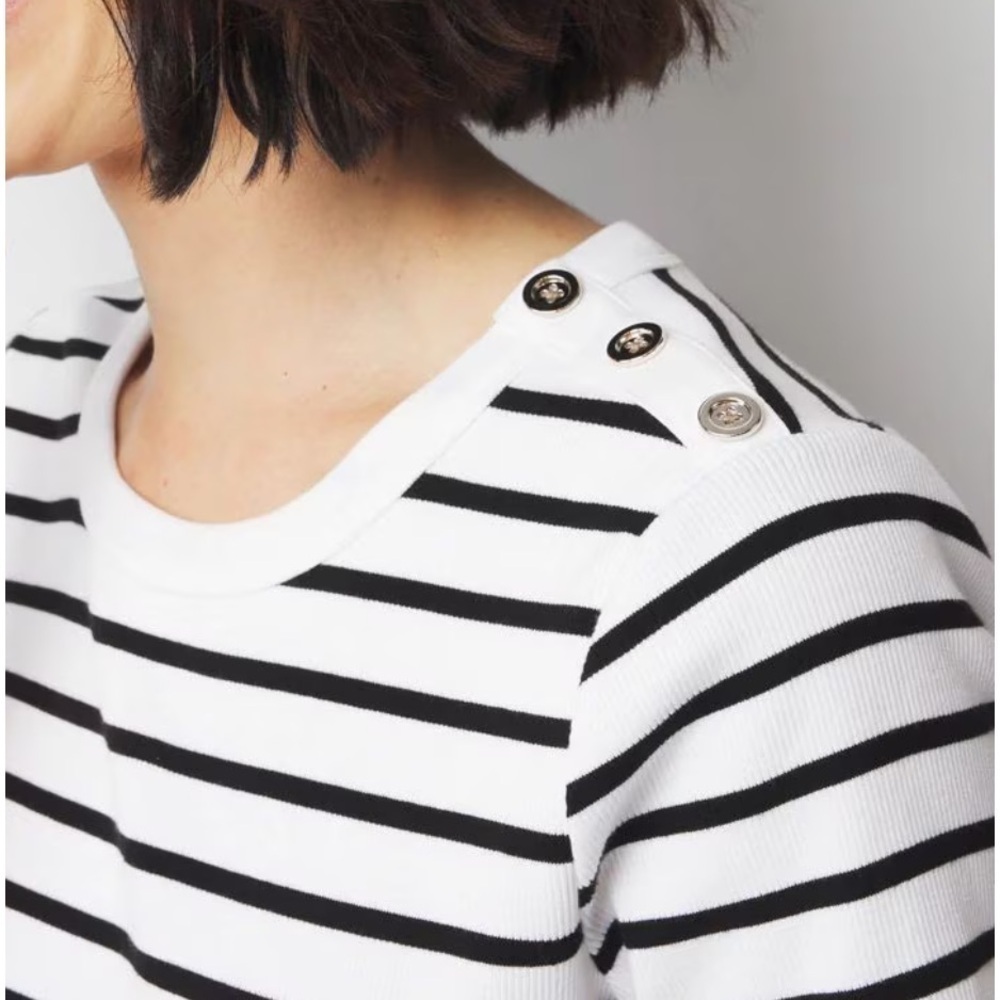 New -WHBM® FORME Ribbed Stretch Button Shoulder Tee - Picture 2 of 5